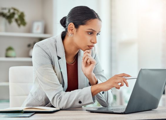 EB-2 NIW Explained: How Skilled Professionals Can Self-Sponsor a Green Card Without an Employer